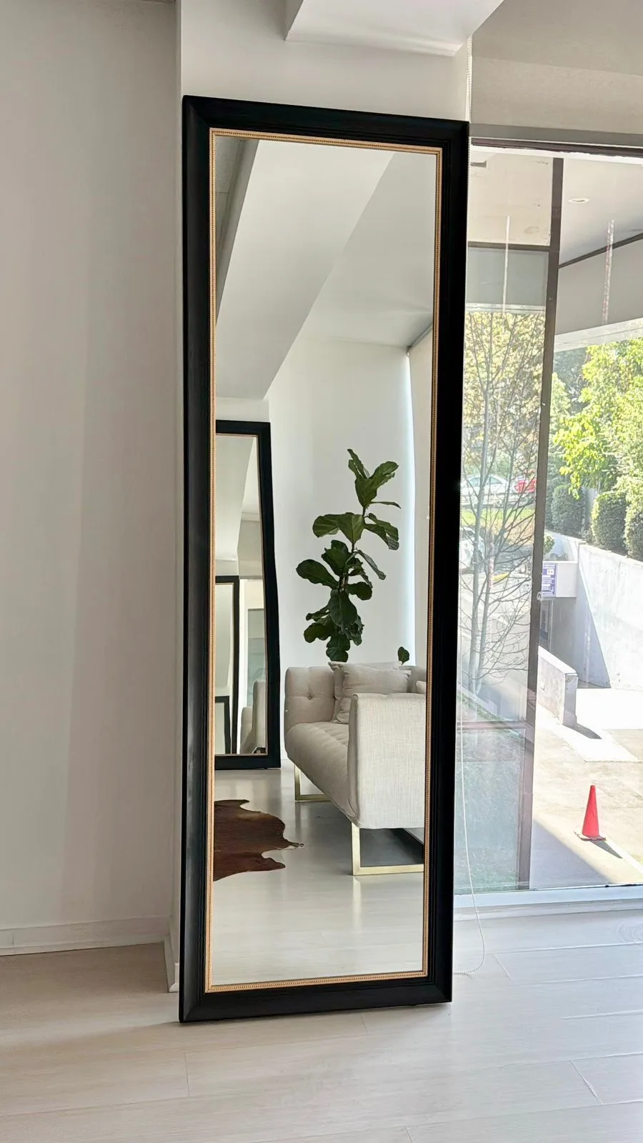 Espejo moldura madera. — vista 3