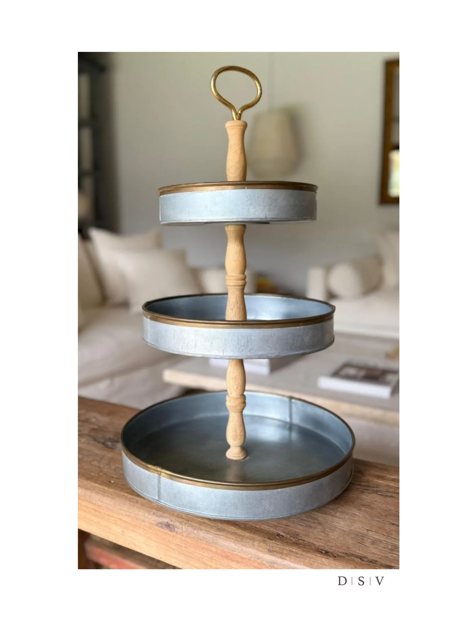 Gran frutero metalico. — Utensilios de cocina