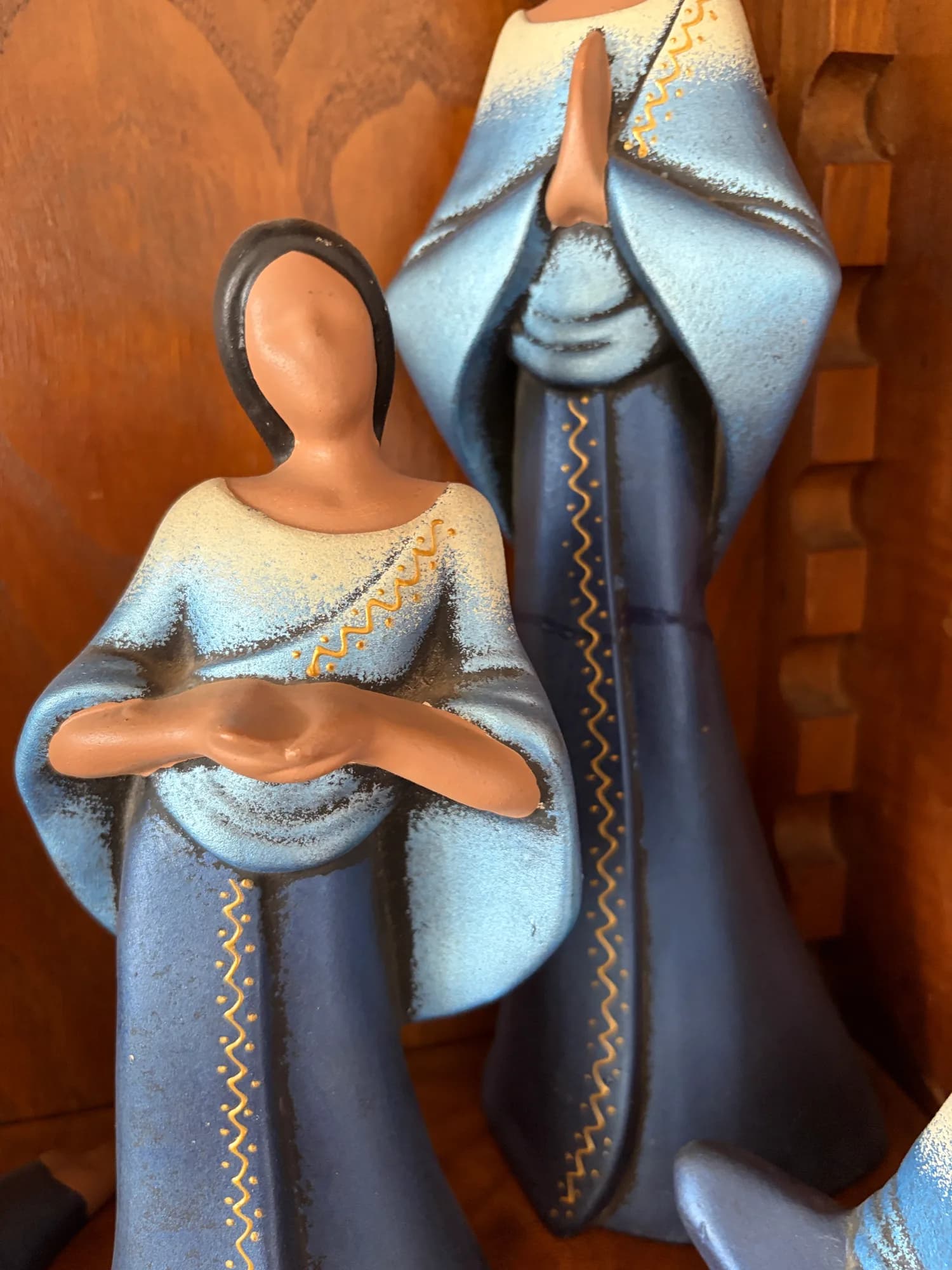 Mujeres de ceramica. — vista 2