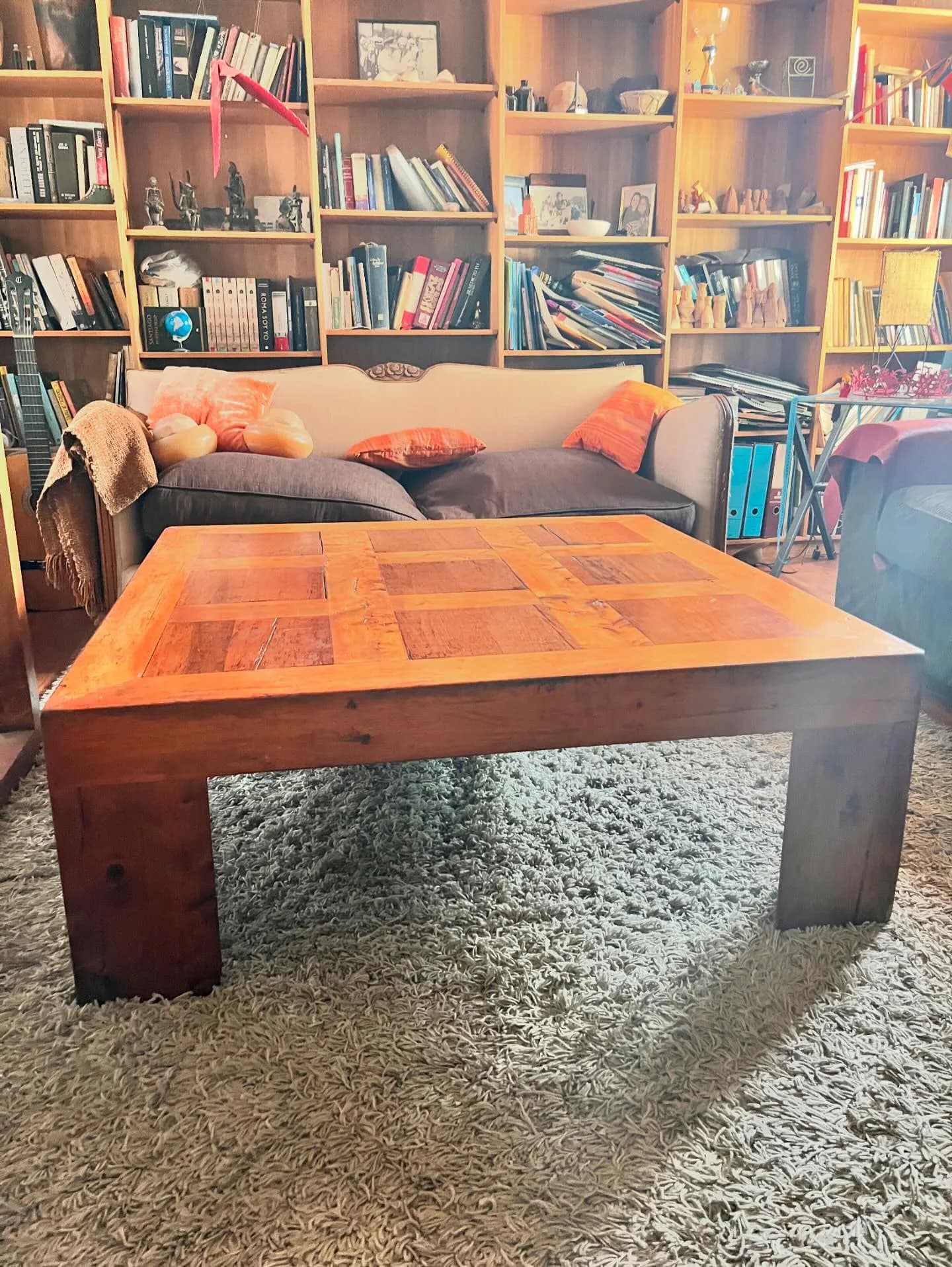 Mesa de centro madera Raulí — vista 4
