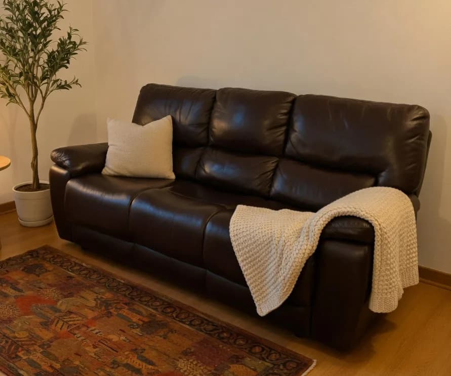 Sofa reclinable Rosen, 100% cuero. — Sofás