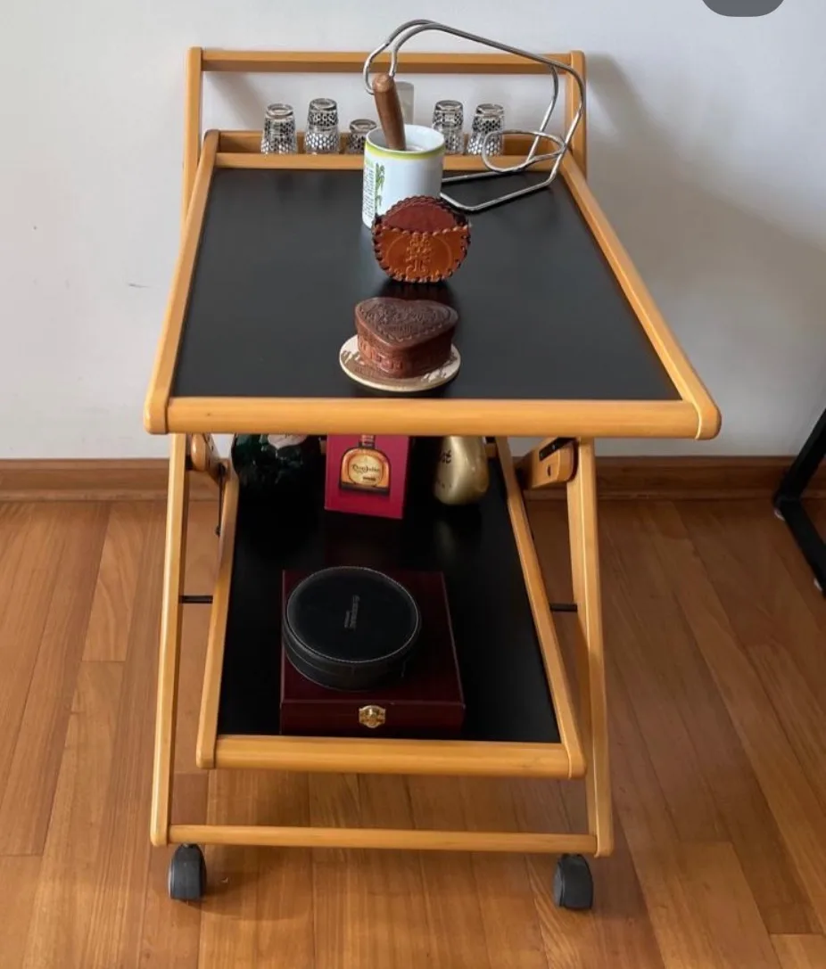 Bar plegable de madera. — vista 3