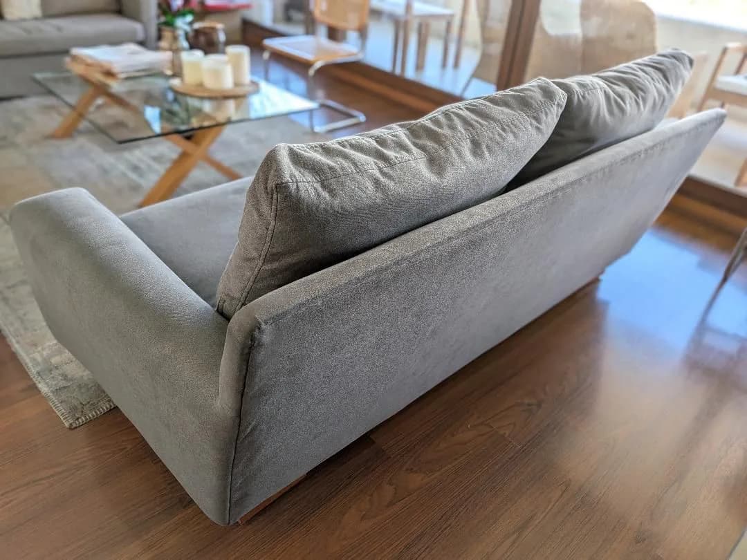 Sofa tapizado. — vista 2