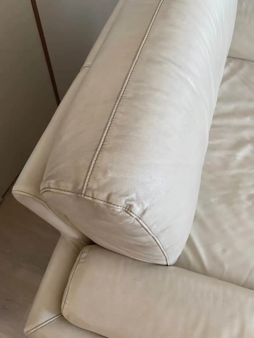 Sillón de cuero. — vista 3