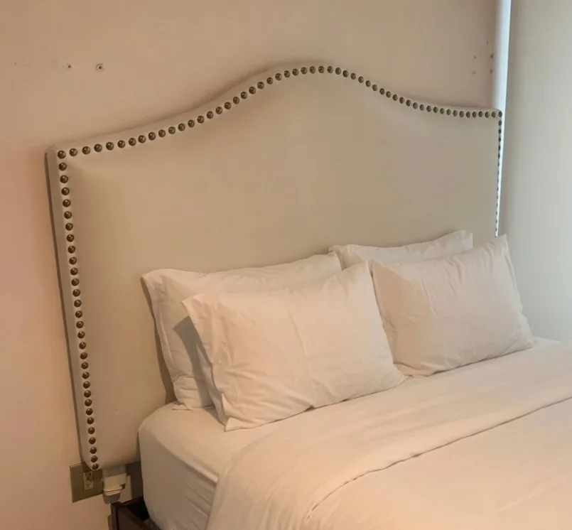 Respaldo ecocuero beige — vista 2