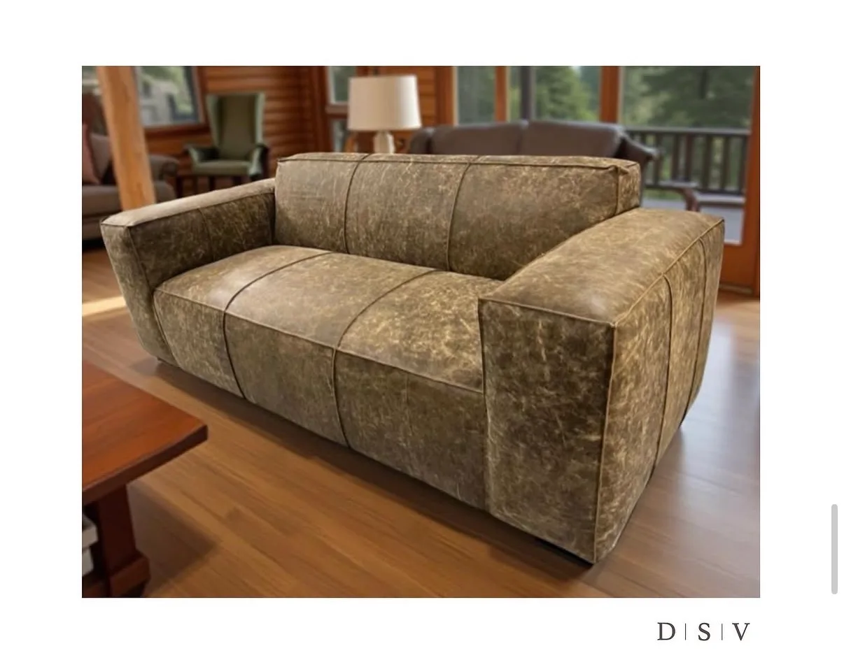 Sofa en cuero cafe, nuevo. — Sofás