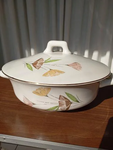 Sopera de porcelana Carrascal. — vista 3