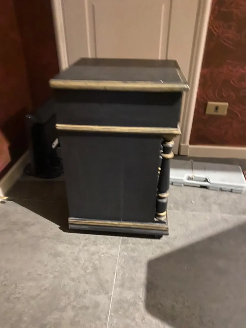 Velador de madera. — vista 5