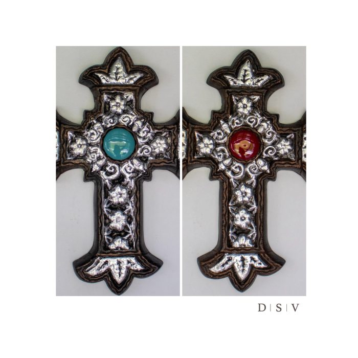 Cruces ceramica  esmaltadas tipo peltre.